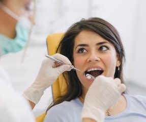 Patient having wisdom tooth removed